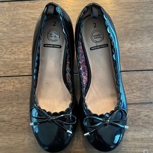 WonderNation girl’s shoes